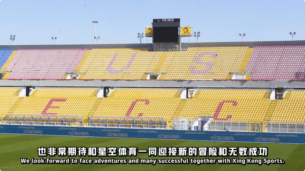 展示了其深 展示了其深